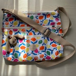 Kipling Crossbody bag with multiple compartments, lemon print,